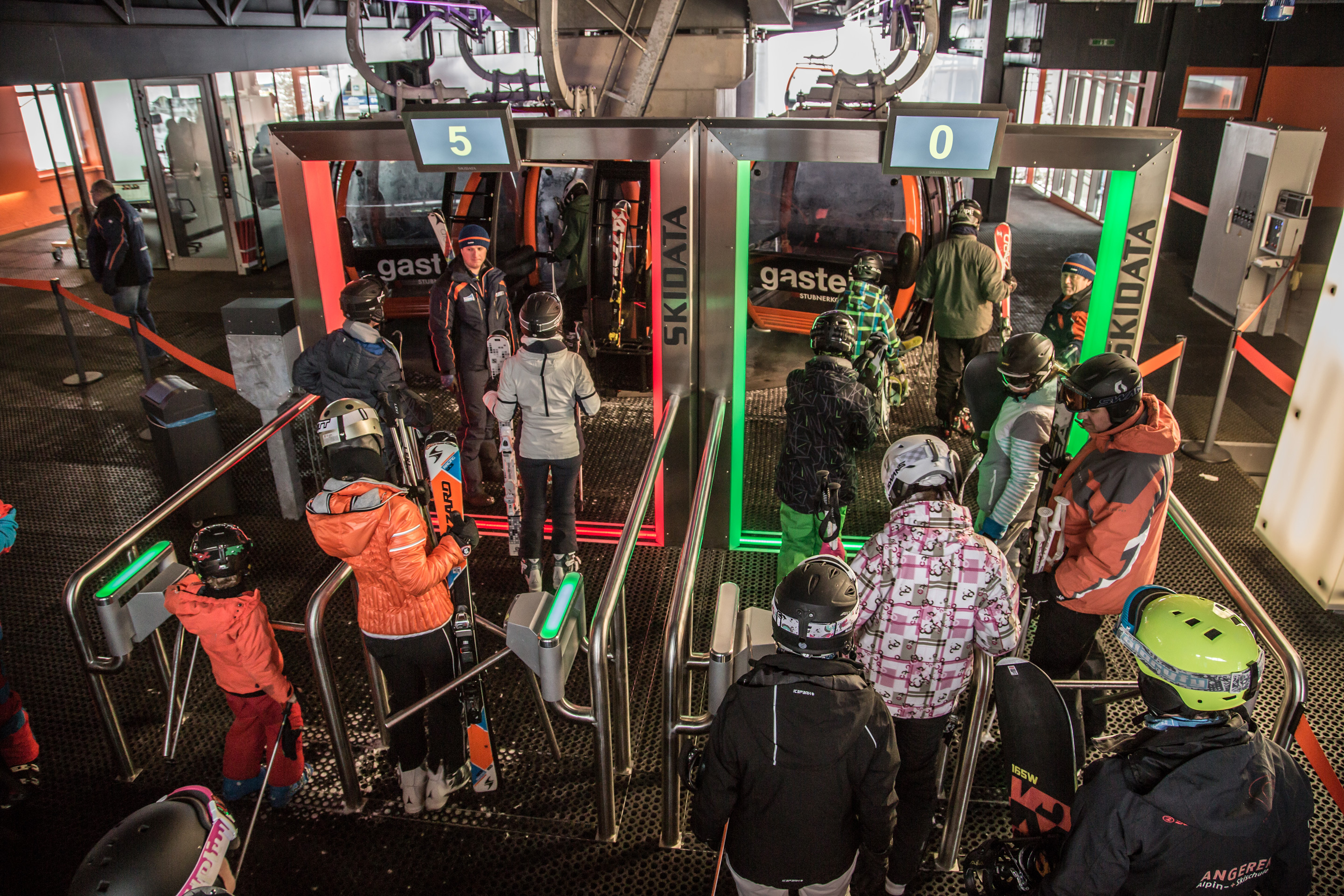 EasyBoarding.Gate regelt Fahrgaststrom