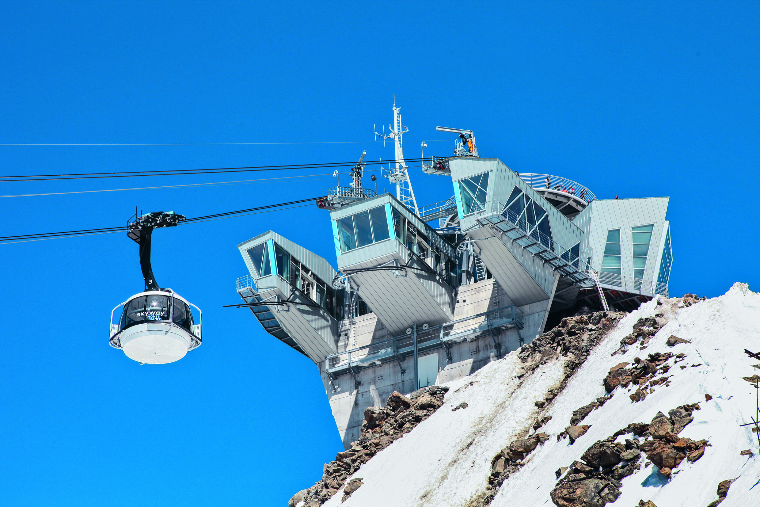 360°-Bergpanorama im „Skyway Monte Bianco“