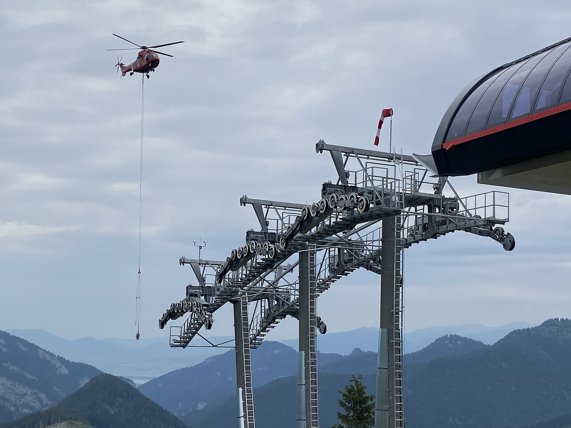 Neue 15er-Kabinenbahn in der Niederen Tatra
