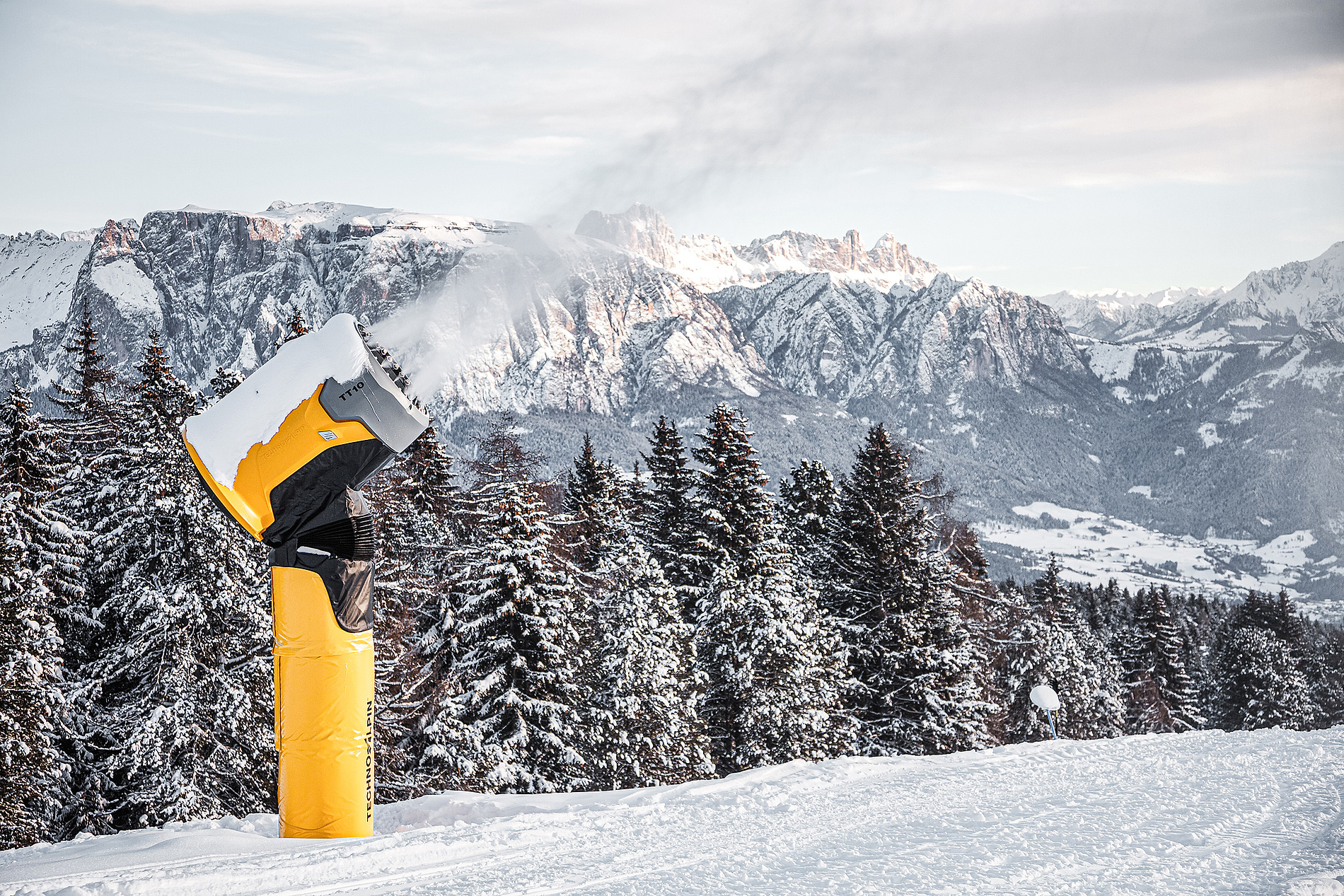 TechnoAlpin gewinnt iF Design Award Gold für Schneeerzeuger TT10