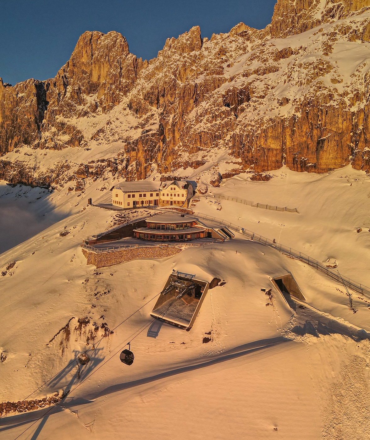 Ausbau des Gebietes Carezza Dolomites