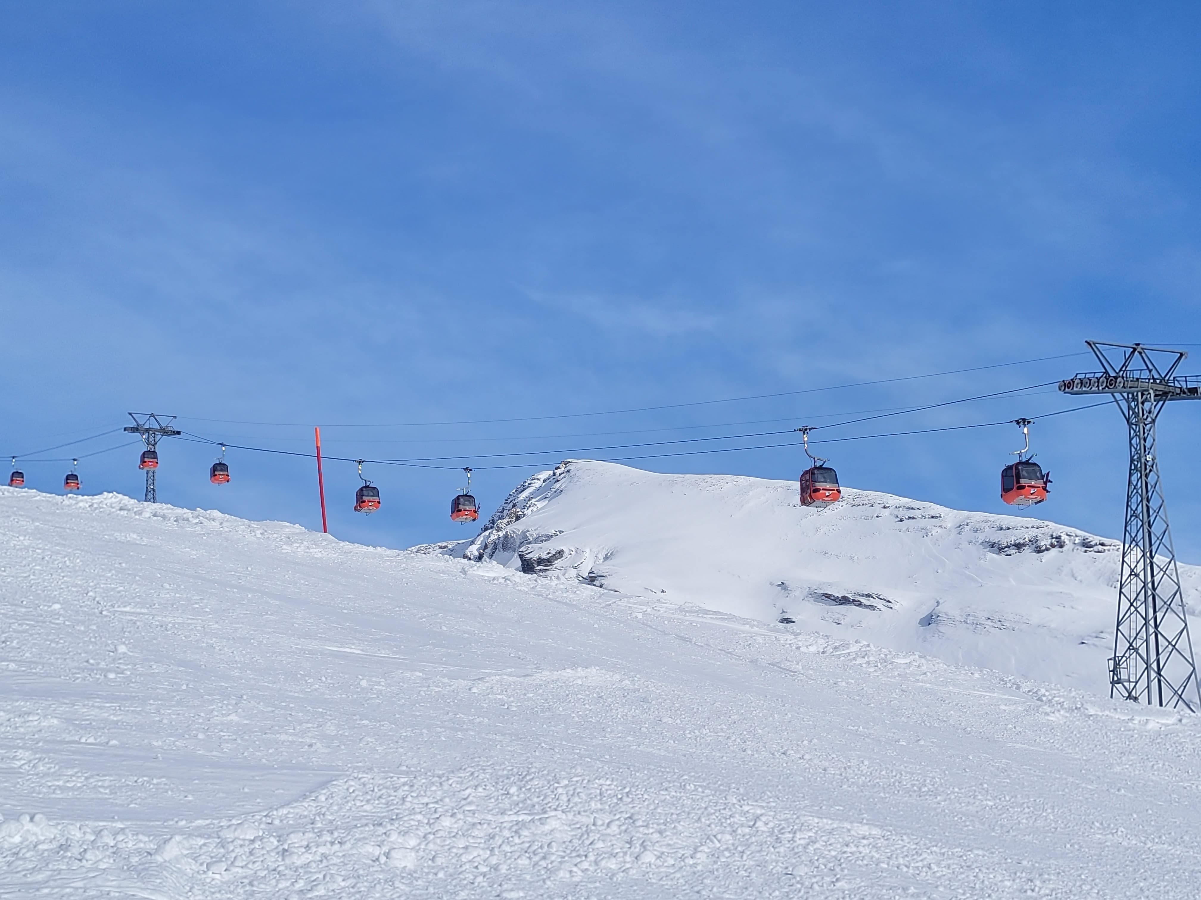 Bergbahnen und Skigebiete gut in der Spur