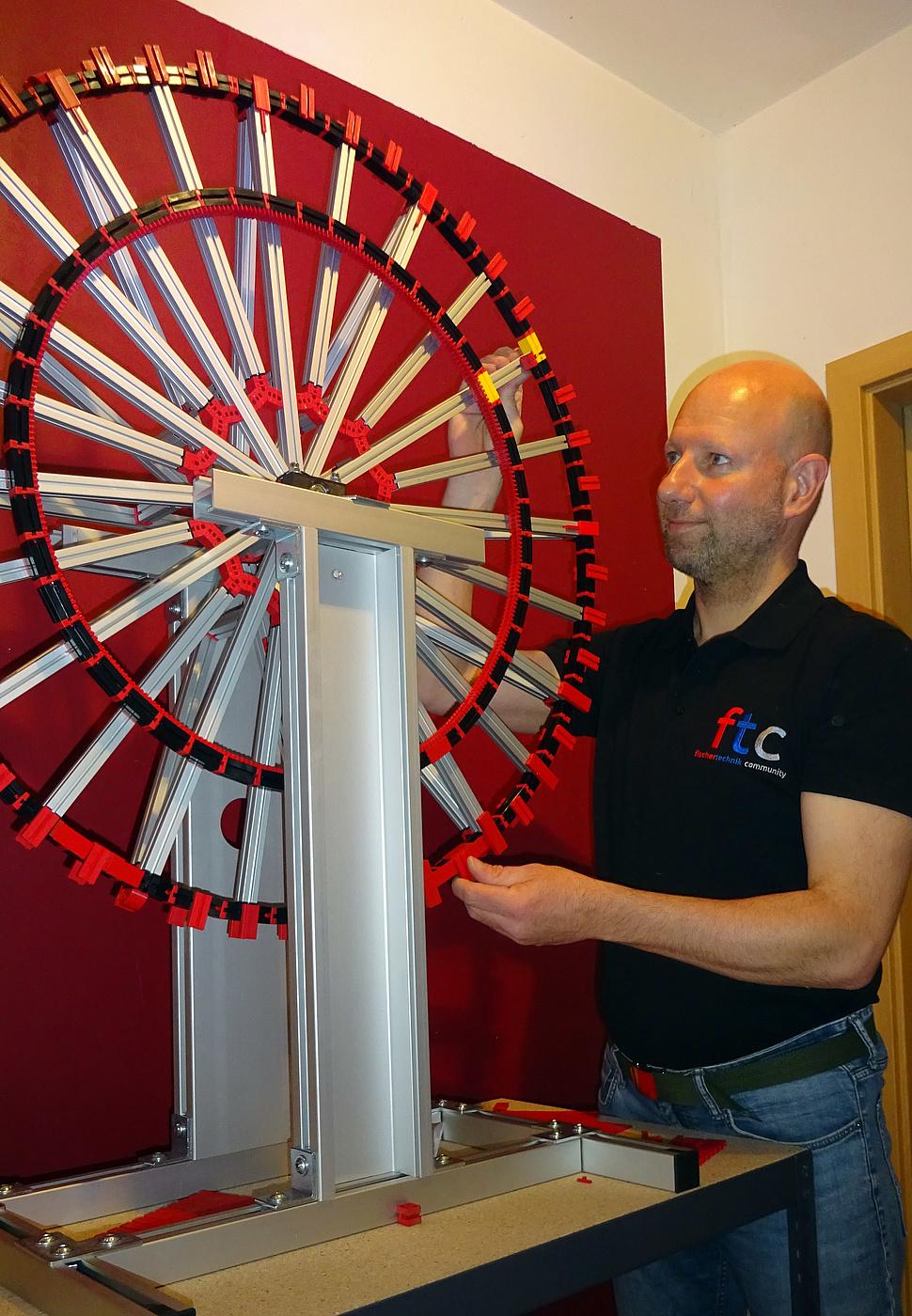 Imposantes Seilbahnmodell aus fischertechnik